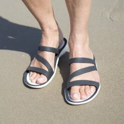 Crocs Swiftwater Sandal -UK Shoe Sales 2024 crocs swiftwatersandal black 4 5