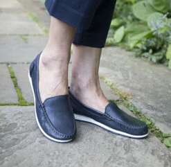 Marco Tozzi Arezzo -UK Shoe Sales 2024 marco tozzi arezzo navy brackley town 5 2