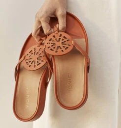 Vionic Safari Solari -UK Shoe Sales 2024 ss23 solari clay i4788f1300 collection shot01 0022 1