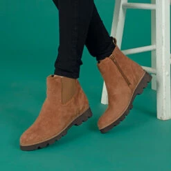 Vionic Charm Brighton Chelsea Boot -UK Shoe Sales 2024 vionic charm brighton 02